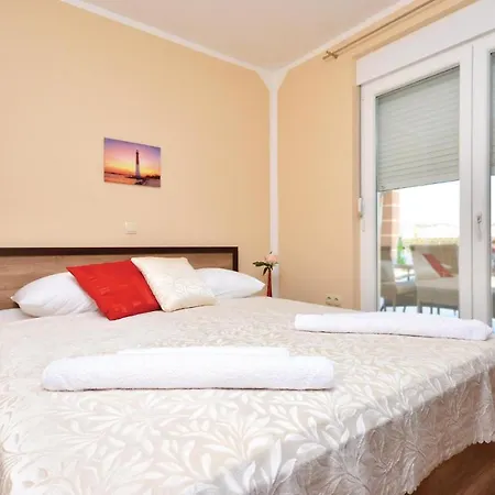 شقة 3 Bedroom In Solin سبليت