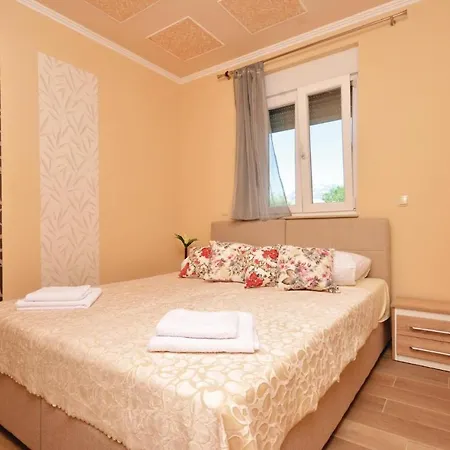 3 Bedroom In Solin