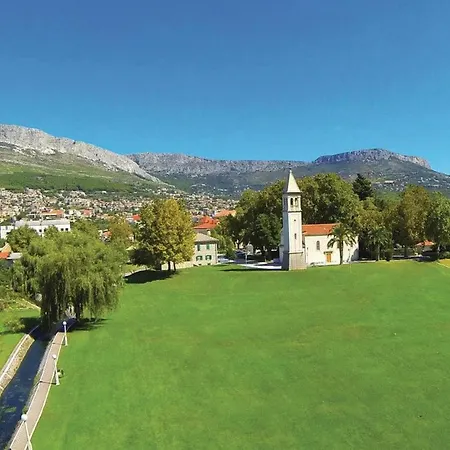 3 Bedroom In Solin شقة سبليت